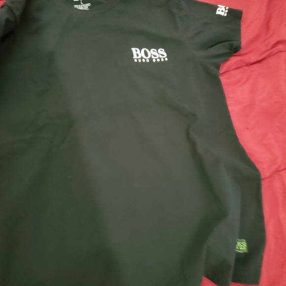 Hugo boss t shirts - Picture 2 of 13